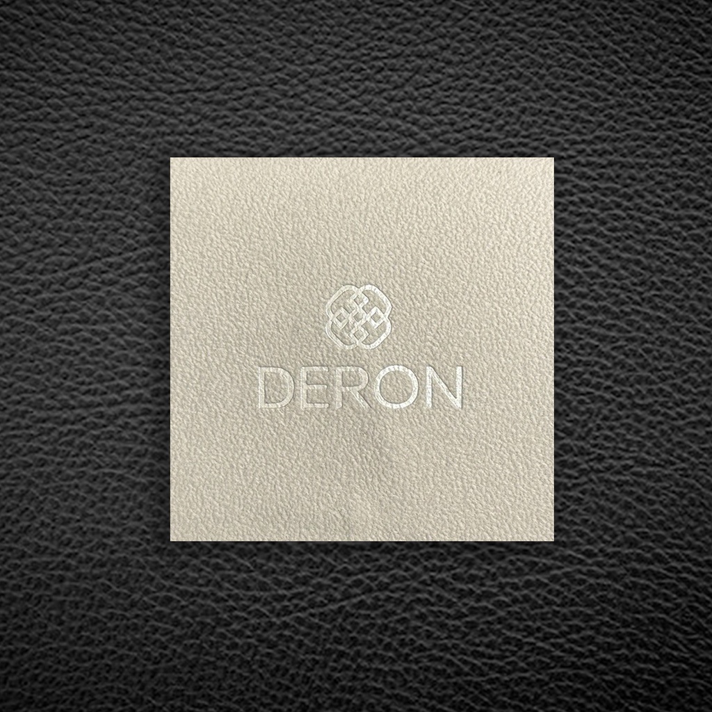 Pouch / Velvet White / (Deron)